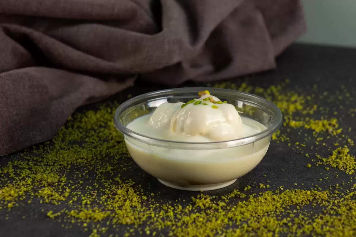 BEYAZ ÇİKOLATALI PORS. PROFİTEROL